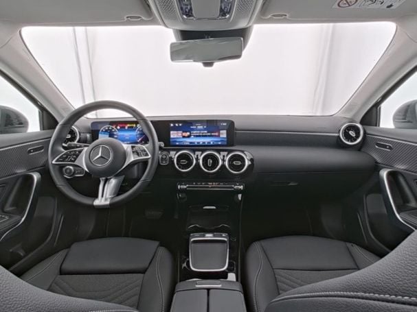 Mercedes-Benz A 200 Progressive MBUX Navi-Prem. Kamera SpurH Mercedes-Benz A 200 Progressive MBUX Navi-Prem. Kamera SpurH