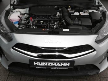 KIA Ceed SW 1.5T DCT Vision Navi ACC SHZ Kamera LED