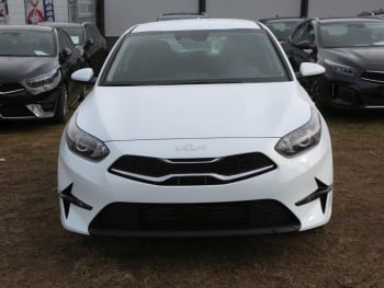 KIA Ceed 1.5T DCT Vision Navi Komfort-plus-Paket ACC