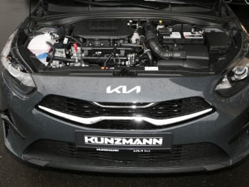 KIA Ceed 1.5T DCT Vision Navi Kamera ACC Lenkradhzg