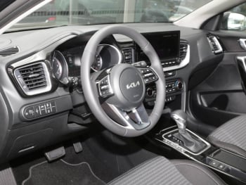 KIA Ceed 1.6 CRDi DCT Vision Komfort-Plus Paket Navi