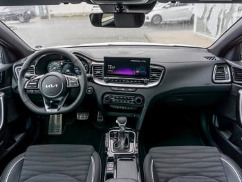 KIA XCeed 1.5T DCT GT-Line Navi Lenkradhzg Kamera ACC