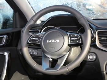 KIA XCeed 1.5T DCT Spirit Navi Kamera JBL ACC