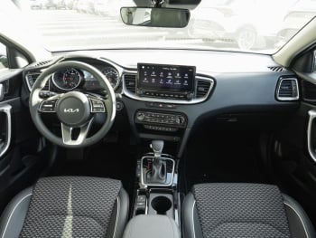 KIA XCeed 1.5T DCT Spirit Navi Kamera JBL