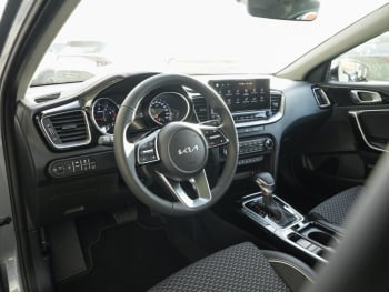 KIA XCeed 1.5T DCT Spirit Navi Kamera JBL