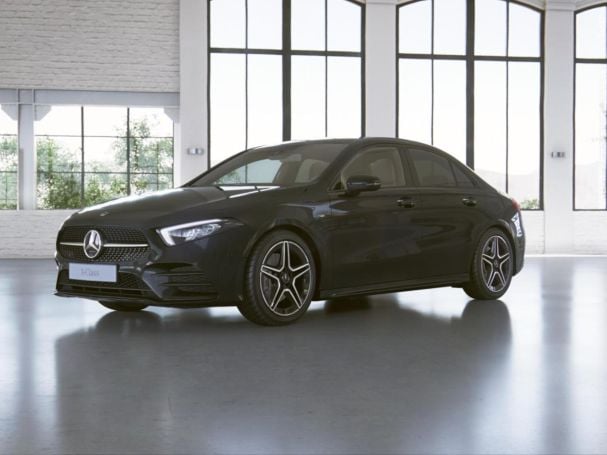 Mercedes-Benz A 250 e Limousine AMG Night Edition2020 Kamera