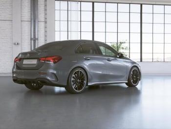 Mercedes-Benz A 250 e Limousine AMG Night Edition2020 Panorama