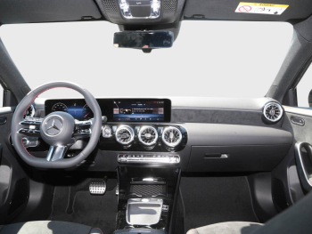 Mercedes-Benz A 200 Kompaktlimousine AMG Night MBUX Navi Kamera