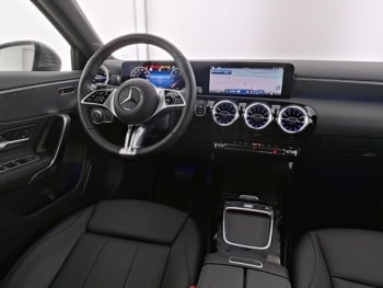 Mercedes-Benz A 200 Progressive Panorama KeylessGo Kamera LED