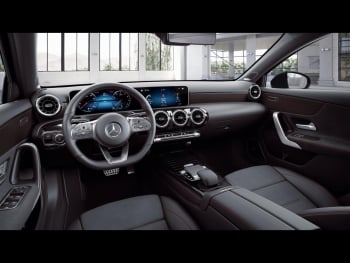 Mercedes-Benz A 220 4M AMG Night Panorama Distronic Burmester