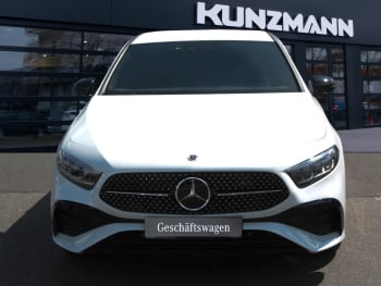 Mercedes-Benz A 250 e Kompaktlimousine AMG Night MUBUX NaviPrem