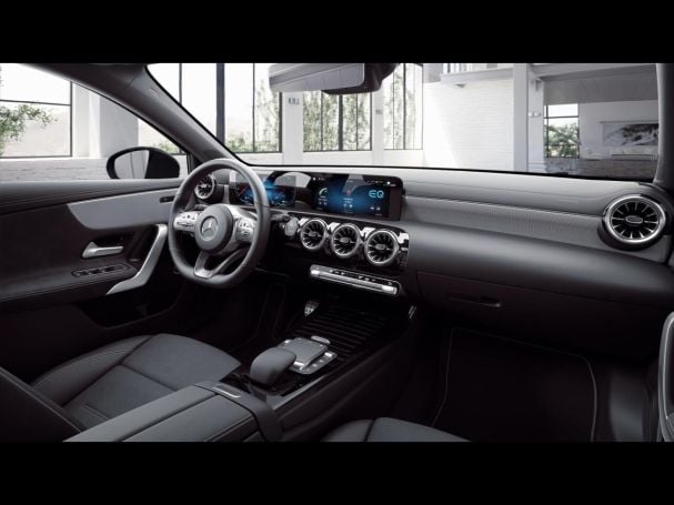Mercedes-Benz A 250 e AMG EDITION2020 Night Panorama Kamera Mercedes-Benz A 250 e AMG EDITION2020 Night Panorama Kamera