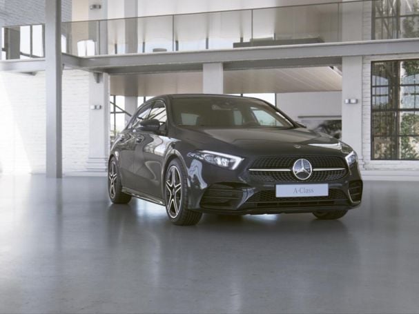 Mercedes-Benz A 250 e AMG EDITION2020 Night Panorama Kamera Mercedes-Benz A 250 e AMG EDITION2020 Night Panorama Kamera