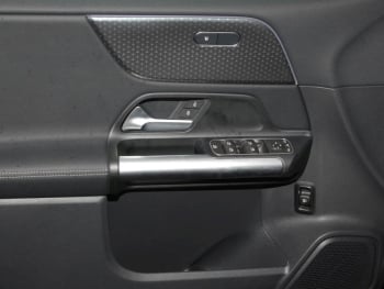 Mercedes-Benz B 180 Progressive MBUX Navi Kamera AHK KeylessGo