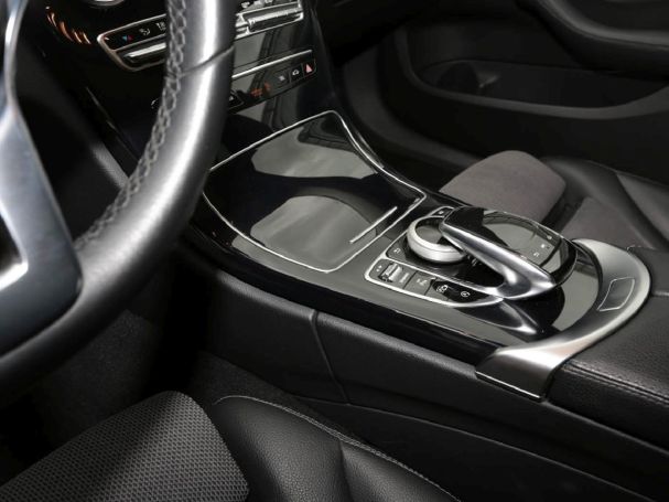 Mercedes-Benz C 180 T Avantgarde Panorama Kamera Spur-Paket Mercedes-Benz C 180 T Avantgarde Panorama Kamera Spur-Paket