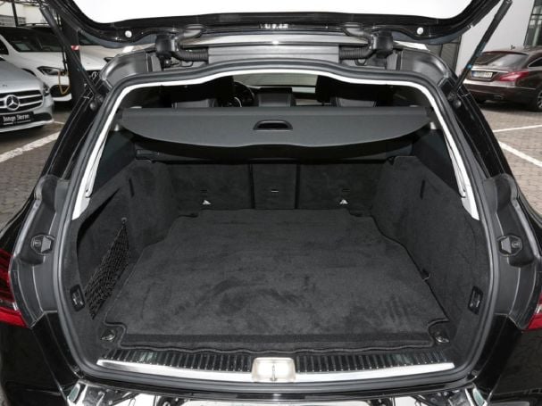 Mercedes-Benz C 180 T Avantgarde Panorama Kamera Spur-Paket Mercedes-Benz C 180 T Avantgarde Panorama Kamera Spur-Paket