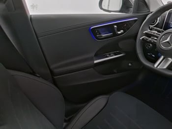 Mercedes-Benz C 300 AMG MBUX Navi Schiebedach Memory 360°