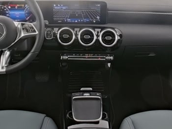 Mercedes-Benz CLA 180 Coupé Progressive MBUX Navi LED Kamera