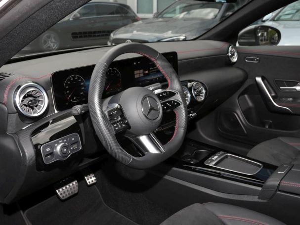 Mercedes-Benz CLA 200 Coupé AMG MBUX Navi Kamera Lenkradhzg Mercedes-Benz CLA 200 Coupé AMG MBUX Navi Kamera Lenkradhzg