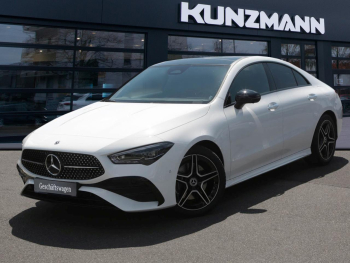 Mercedes-Benz CLA 200 Coupé AMG Night  MBUX Navi Panorama 360°