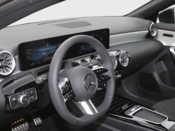 Mercedes-Benz CLA 200 d Shooting Brake AMG Night Panorama AHK Mercedes-Benz CLA 200 d Shooting Brake AMG Night Panorama AHK