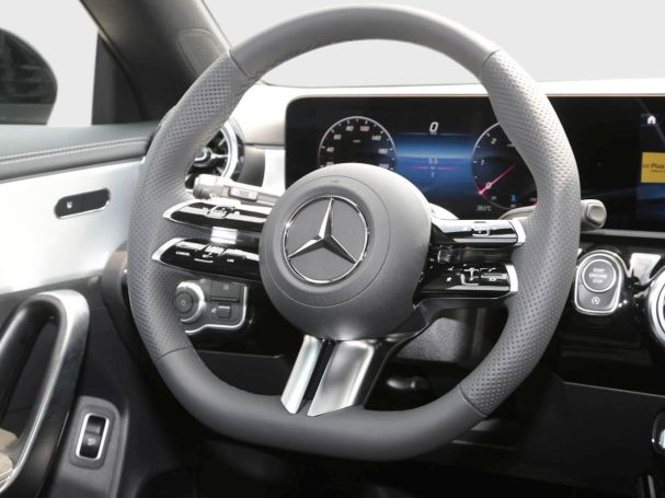 Mercedes-Benz CLA 200 d Shooting Brake AMG Night Panorama AHK Mercedes-Benz CLA 200 d Shooting Brake AMG Night Panorama AHK