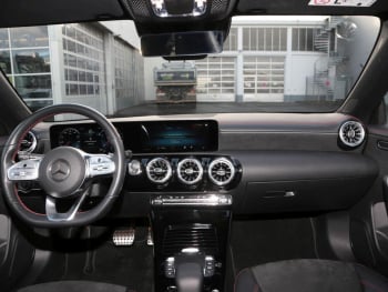 Mercedes-Benz CLA 200 SB AMG MBUX Navi+ Kamera Spiegel-Paket