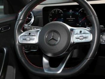 Mercedes-Benz CLA 200 SB AMG MBUX Navi+ Kamera Spiegel-Paket