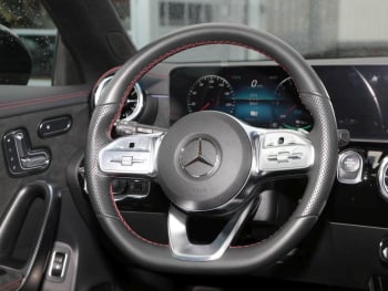 Mercedes-Benz CLA 250 e SB AMG Night MBUX Navi Panorama Memory