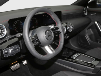 Mercedes-Benz CLA 250 e Shooting Brake AMG Night MBUX Panorama