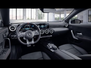 Mercedes-Benz CLA 35 AMG 4M SB MBUXNavi+ Panorama Kamera AHK