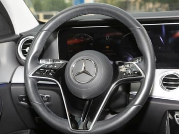 Mercedes-Benz E 300 de 4M T Avantgarde MBUX Navi Distronic+ LED