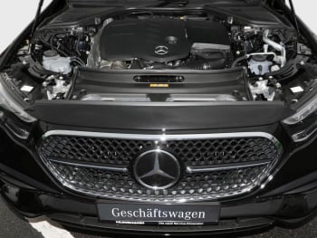 Mercedes-Benz E 220 d 4MATIC T-Modell AMG Night MBUX Distronic