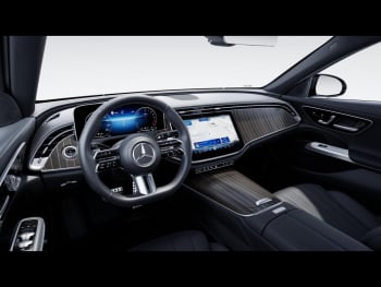 Mercedes-Benz E 300 de 4M T AMG Night MBUX Navi Distronic AHK