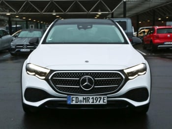 Mercedes-Benz E 300 de 4MATIC T-Modell All-Terrain Avantgarde