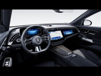 Mercedes-Benz E 300 de T AMG Panorama Distronic Sitzklima AHK