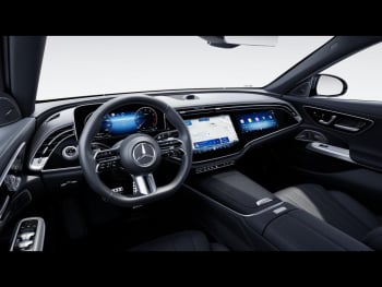 Mercedes-Benz E 450 4M T AMG Panorama Standheizung AHK 360°