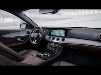 Mercedes-Benz E 350 d  Avantgarde Comand Distronic Head-Up 360°