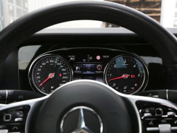 Mercedes-Benz E 350 d  Avantgarde Comand Distronic Head-Up 360°