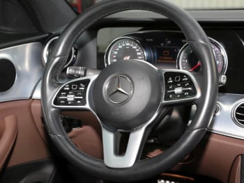 Mercedes-Benz E 350 d  Avantgarde Comand Distronic Head-Up 360°