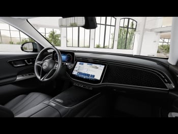 Mercedes-Benz E 200 Avantgarde MBUX Navi Distronic AHK 360°