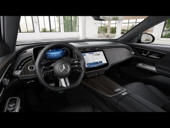 Mercedes-Benz E 300 e AMG MBUX Navi-Prem. Distronic 360°