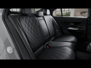 Mercedes-Benz E 400 e 4M Exclusive MBUX Navi Distronic AMG LM