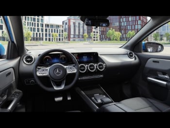 Mercedes-Benz EQA 300 4M AMG MBUX Navi Prem. Distronic 360°