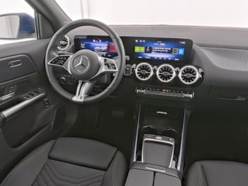 Mercedes-Benz EQA 300 4MATIC Progressive MBUX Navi Kamera