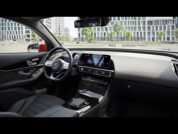 Mercedes-Benz EQC 400 4M AMG Schiebedach Distronic AHK HeadUp