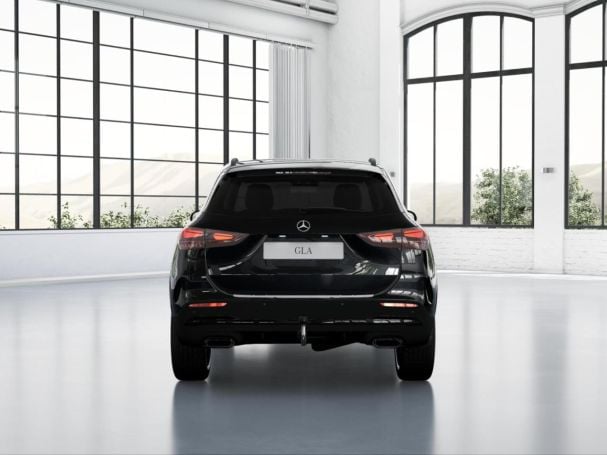 Mercedes-Benz GLA 220 d 4MATIC AMG NIght 360° Panorama HeadUp Mercedes-Benz GLA 220 d 4MATIC AMG NIght 360° Panorama HeadUp