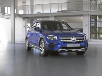 Mercedes-Benz GLB 200 d Progressive MBUX Panorama Distronic