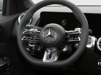 Mercedes-Benz Mercedes-AMG GLB 35 4MATIC Distronic Panorama AHK