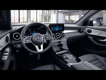 Mercedes-Benz GLC 300 de 4M Coupé AMG Distronic AHK HeadUp 360°